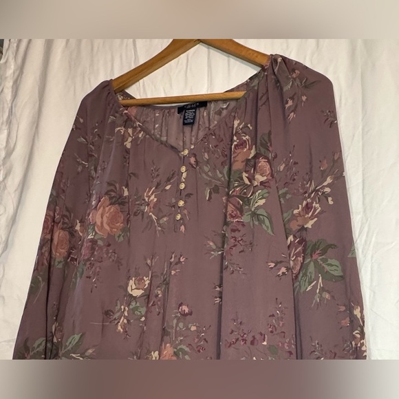 Chaps Women’s Floral Blouse size 1X - Picture 2 of 7